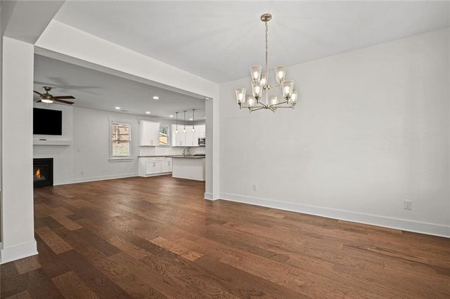 2422 Mills Bend, Decatur, GA 30034