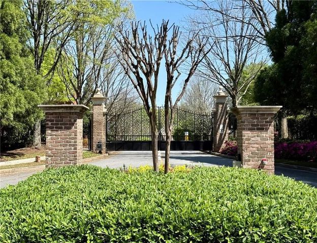 7580 Weston Club Drive, Suwanee, GA 30024