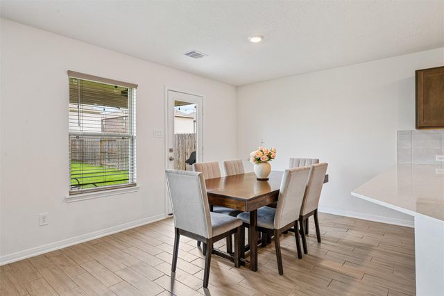 2873 Shimmer Edge Drive, Katy, TX 77493