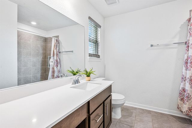2873 Shimmer Edge Drive, Katy, TX 77493