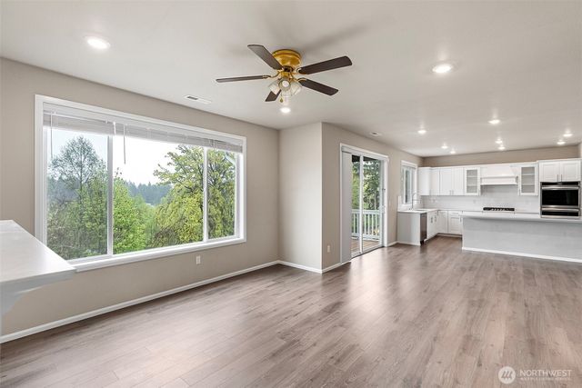 10432 Treasure Drive NW, Silverdale, WA 98383