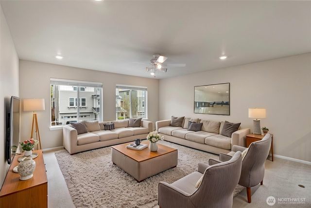 10432 Treasure Drive NW, Silverdale, WA 98383