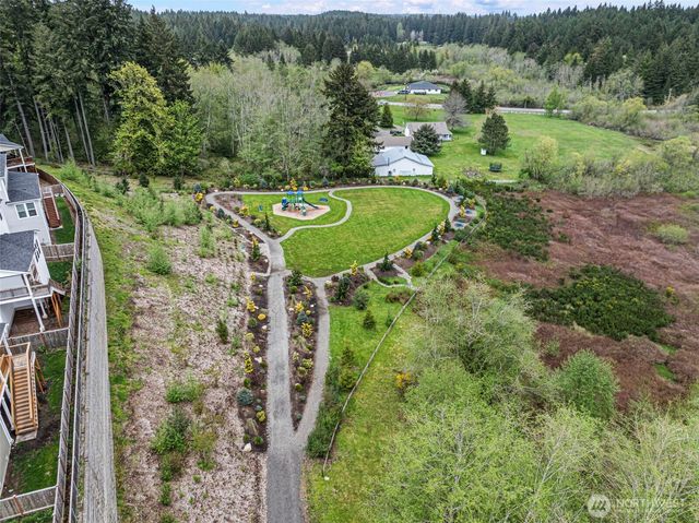 10432 Treasure Drive NW, Silverdale, WA 98383