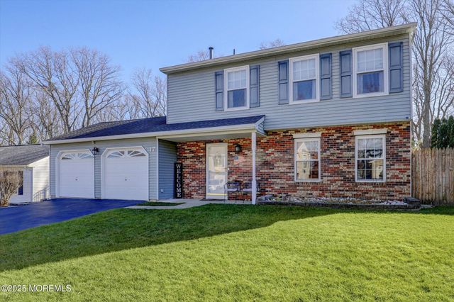 17 Cannon Ball Drive, Howell, NJ 07731