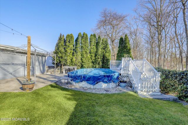 17 Cannon Ball Drive, Howell, NJ 07731
