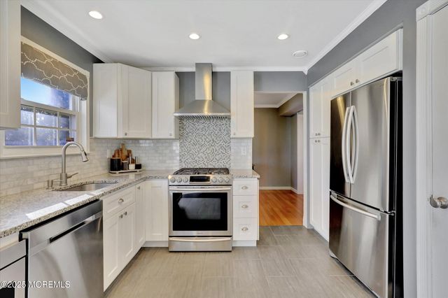 17 Cannon Ball Drive, Howell, NJ 07731