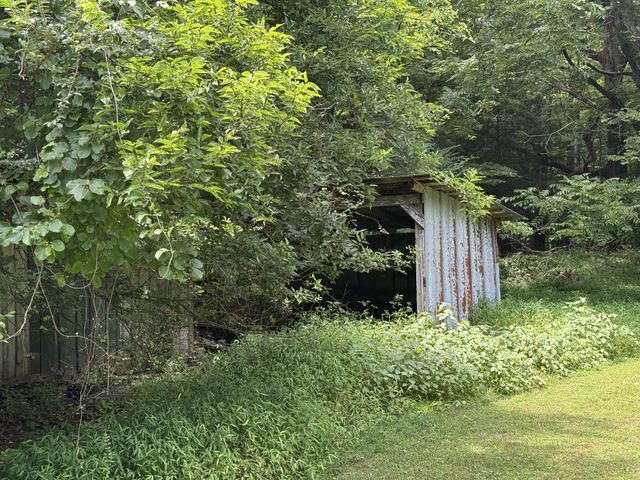 12147 Sewanee Hwy, Sewanee, TN 37375