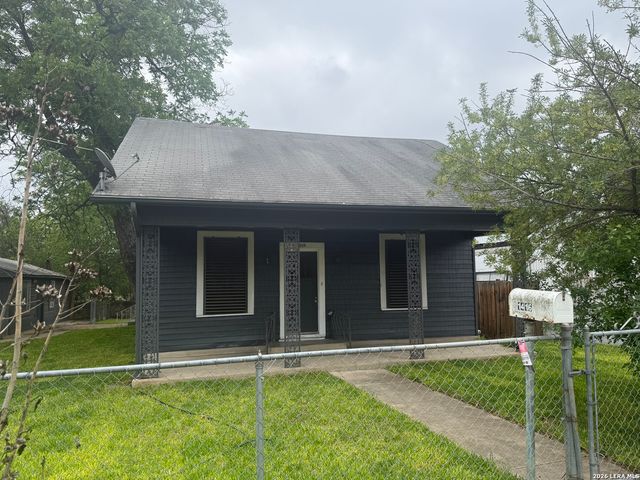 1416 N TRINITY ST, San Antonio, TX 78207