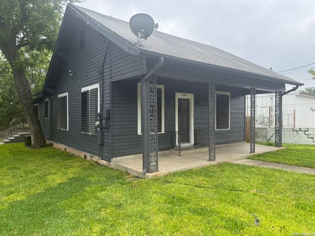 1416 N TRINITY ST, San Antonio, TX 78207