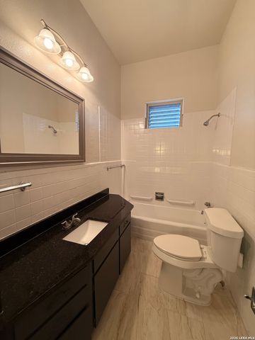 1416 N TRINITY ST, San Antonio, TX 78207