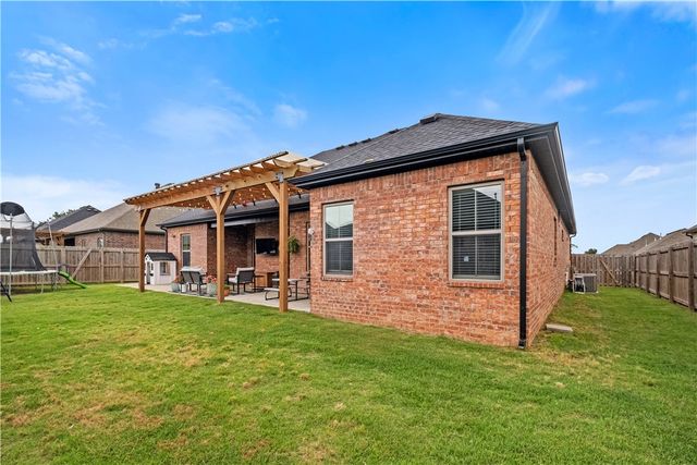 948 Tracey Lane, Pea Ridge, AR 72751
