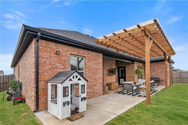 948 Tracey Lane, Pea Ridge, AR 72751