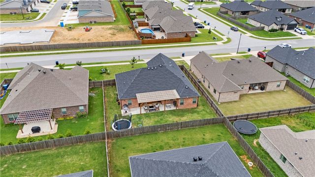 948 Tracey Lane, Pea Ridge, AR 72751
