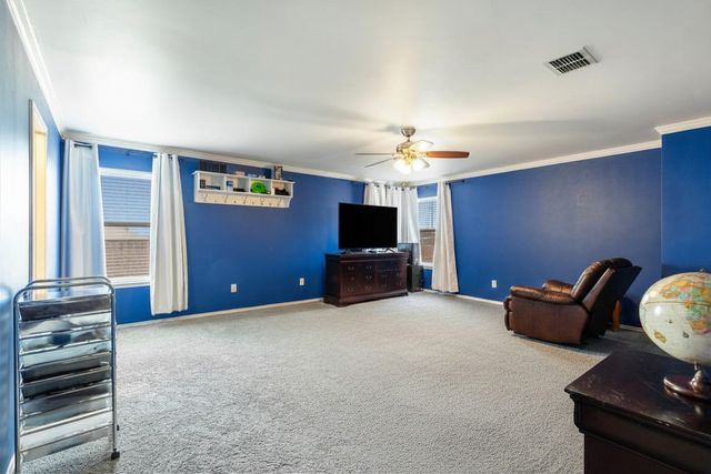 10129 Cougar Trail, Fort Worth, TX 76108