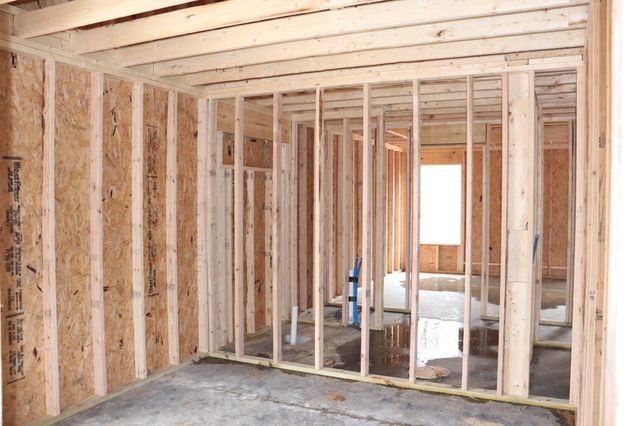 615 Willow Park Dr, Clarksville, TN 37043