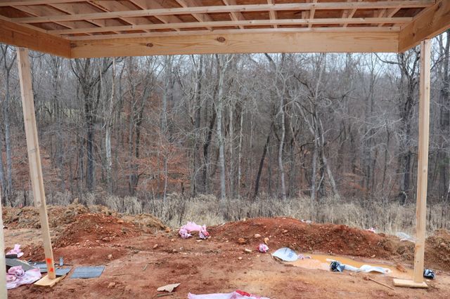 615 Willow Park Dr, Clarksville, TN 37043