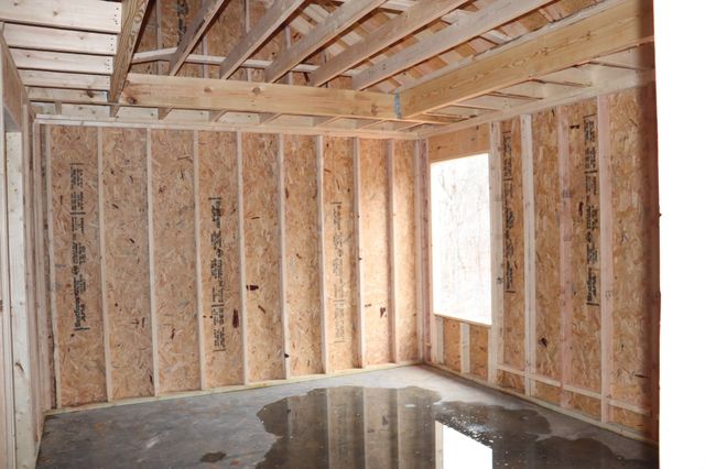 615 Willow Park Dr, Clarksville, TN 37043