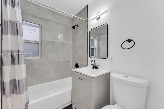 2434 Coolidge St 1, Hollywood, FL 33020