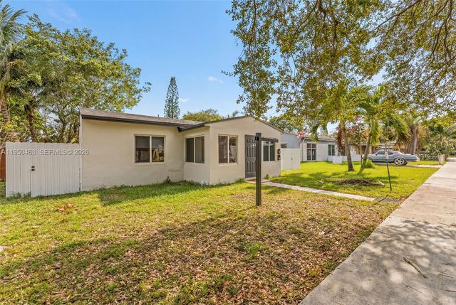 2434 Coolidge St 1, Hollywood, FL 33020