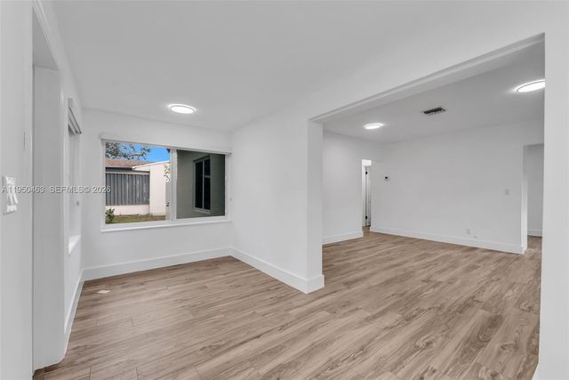 2434 Coolidge St 1, Hollywood, FL 33020