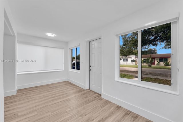 2434 Coolidge St 1, Hollywood, FL 33020