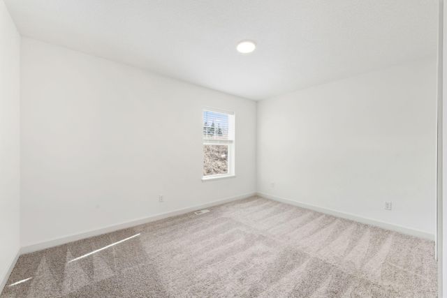 180 Huntington Drive, Waconia, MN 55387