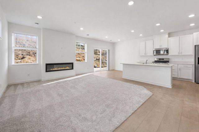 180 Huntington Drive, Waconia, MN 55387