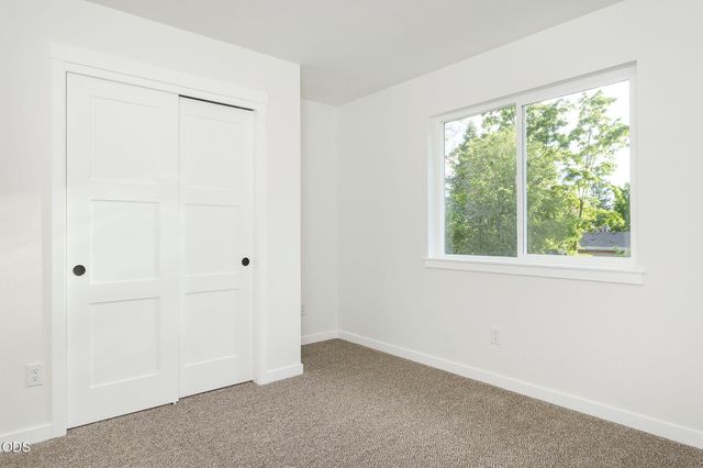 1312 NW Conklin Avenue, Grants Pass, OR 97526
