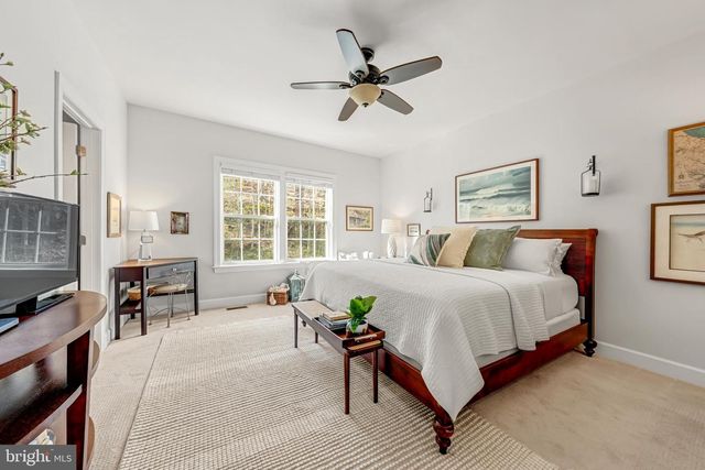 20212 CENTER BROOK SQ, Sterling, VA 20165