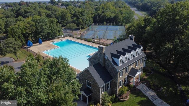20212 CENTER BROOK SQ, Sterling, VA 20165