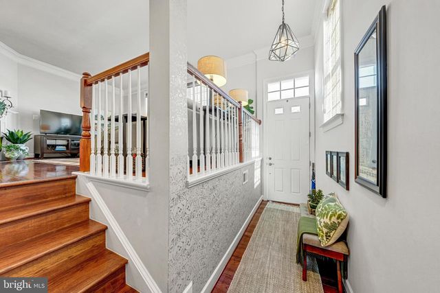 20212 CENTER BROOK SQ, Sterling, VA 20165
