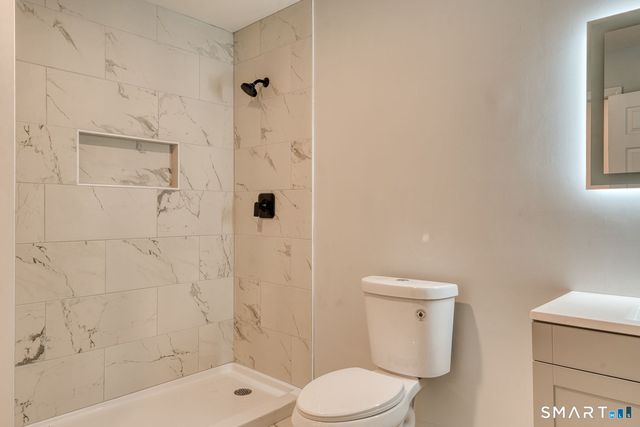 368 Candlewood Lake Road North, New Milford, CT 06776