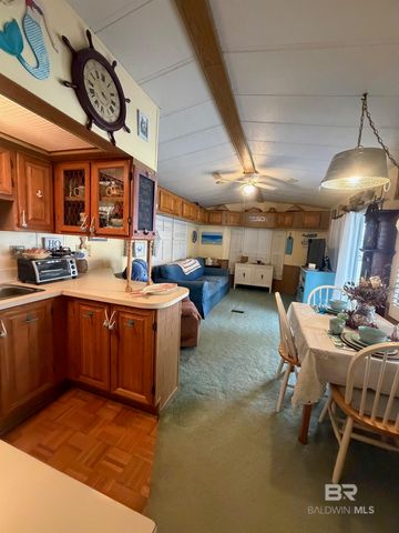 533 Buena Vista Drive, Lillian, AL 36549