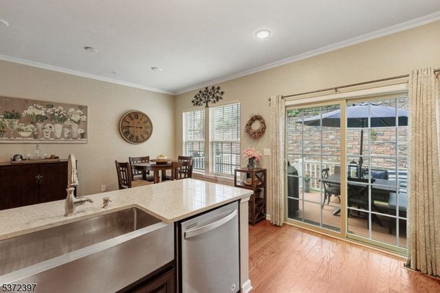 90 Albert Ct, Randolph Twp., NJ 07869