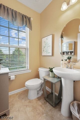 90 Albert Ct, Randolph Twp., NJ 07869