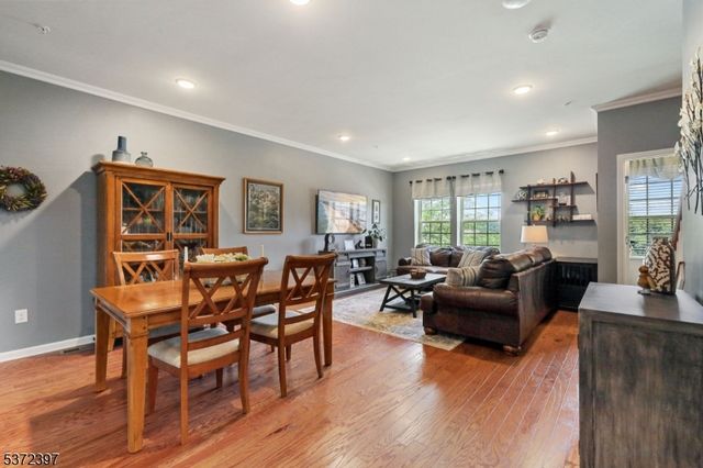 90 Albert Ct, Randolph Twp., NJ 07869