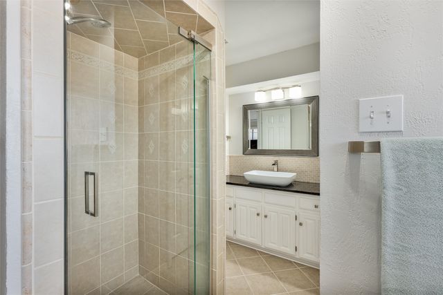 2609 Ramblewood Drive, Carrollton, TX 75006