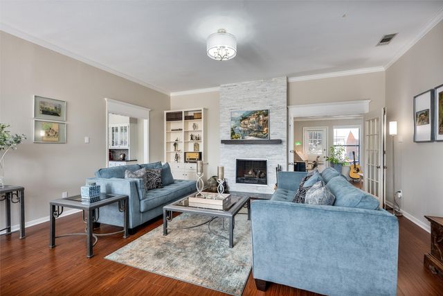 2609 Ramblewood Drive, Carrollton, TX 75006