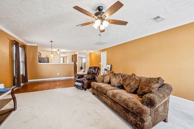 3728 Blaze Dr, Murfreesboro, TN 37128