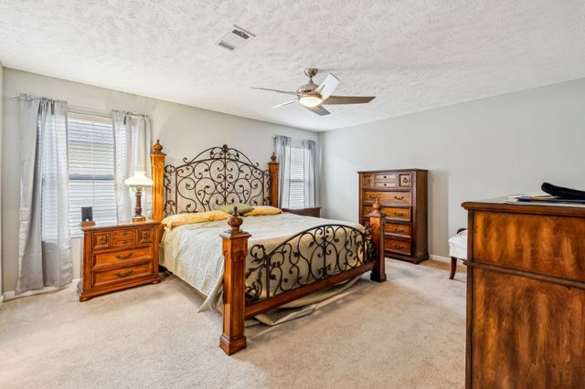 3728 Blaze Dr, Murfreesboro, TN 37128