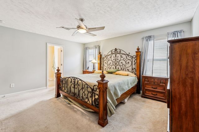 3728 Blaze Dr, Murfreesboro, TN 37128