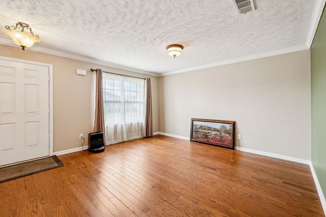 3728 Blaze Dr, Murfreesboro, TN 37128