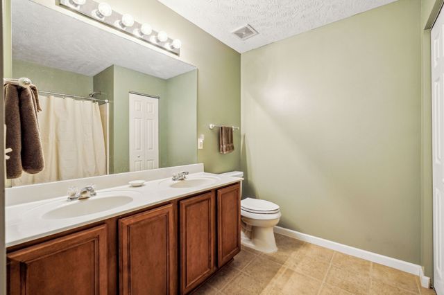 3728 Blaze Dr, Murfreesboro, TN 37128