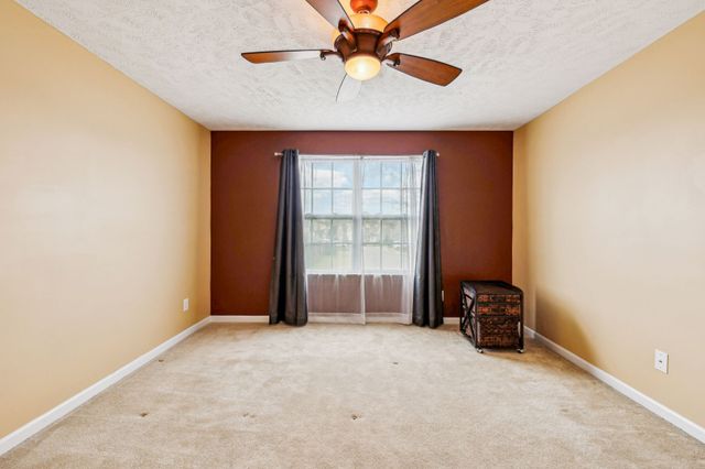 3728 Blaze Dr, Murfreesboro, TN 37128