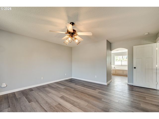 13405 Nw 48TH Ave, Vancouver, WA 98685