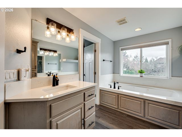 13405 Nw 48TH Ave, Vancouver, WA 98685