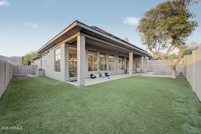 10975 E KORA Lane, Scottsdale, AZ 85255