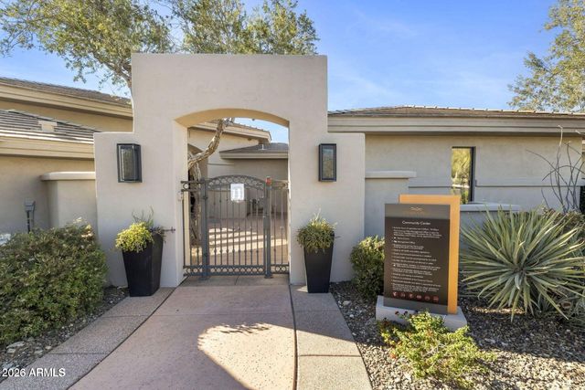 10975 E KORA Lane, Scottsdale, AZ 85255