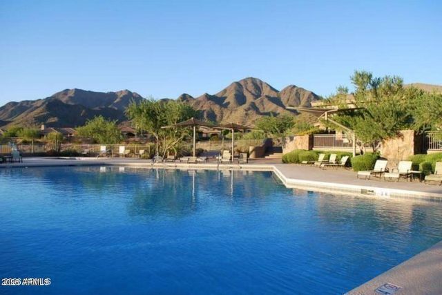 10975 E KORA Lane, Scottsdale, AZ 85255