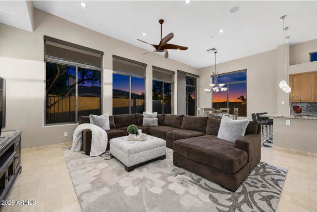 10975 E KORA Lane, Scottsdale, AZ 85255